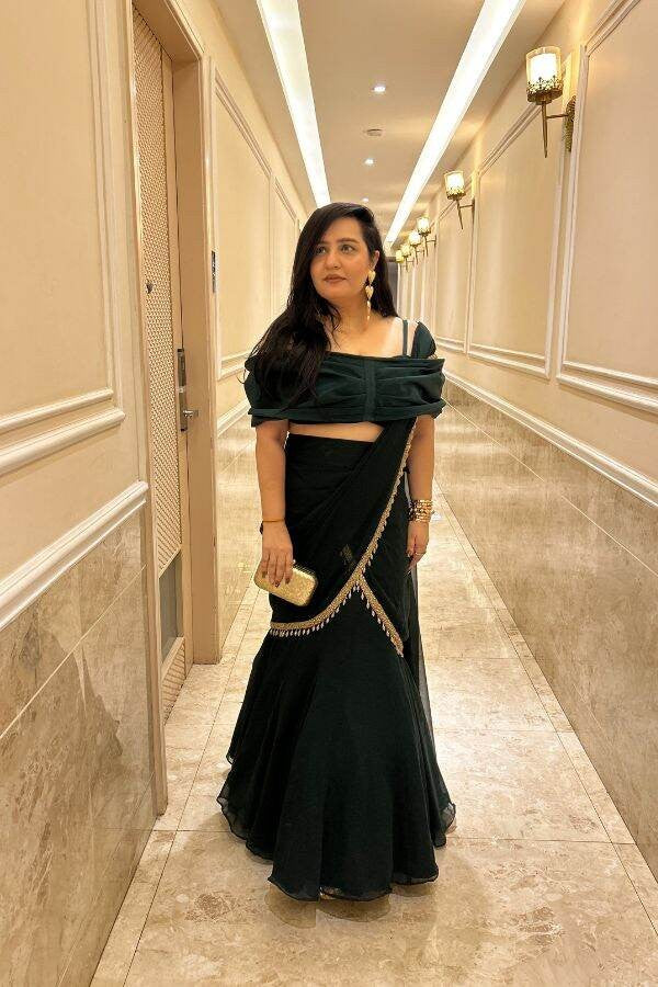Dark romance saree