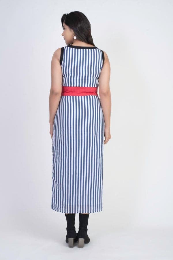 Pop line dress
