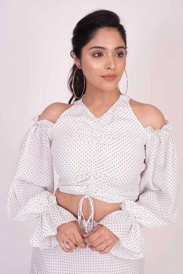 Cold-Shoulder Ruched Crop Top